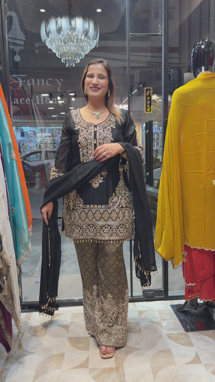 Zehvani – Chinon Beaded Tassel Suit