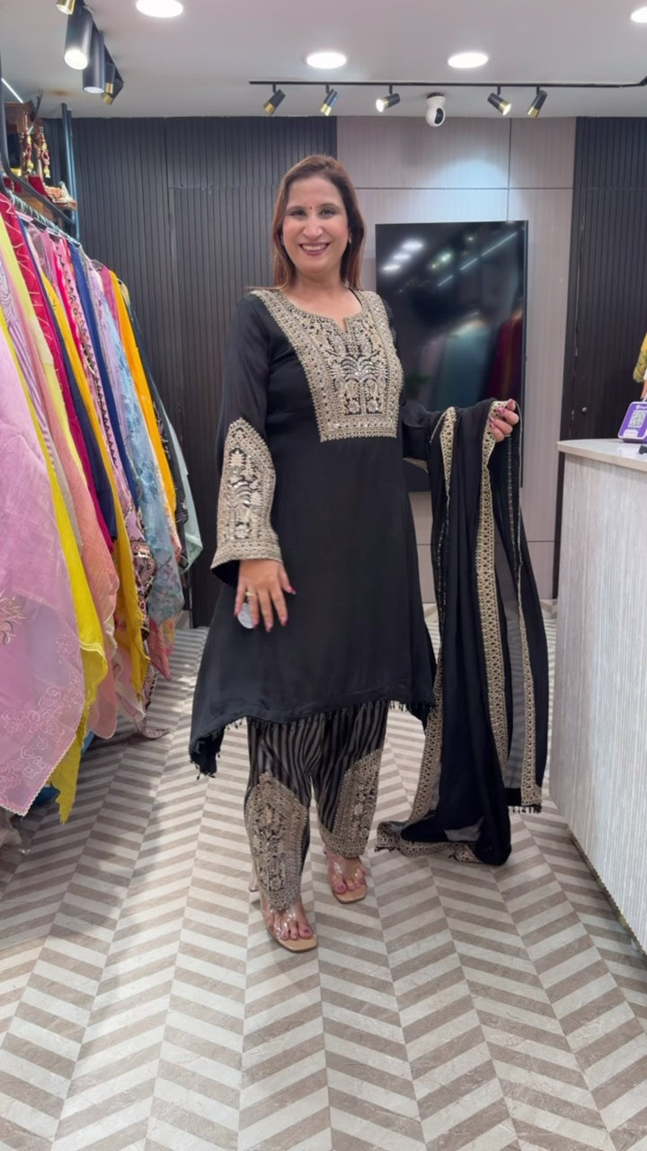Meherza – Black Satin Organza Farshi Salwar Suit