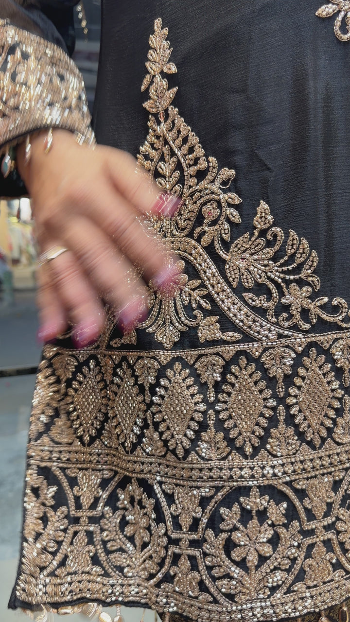 Zehvani – Chinon Beaded Tassel Suit