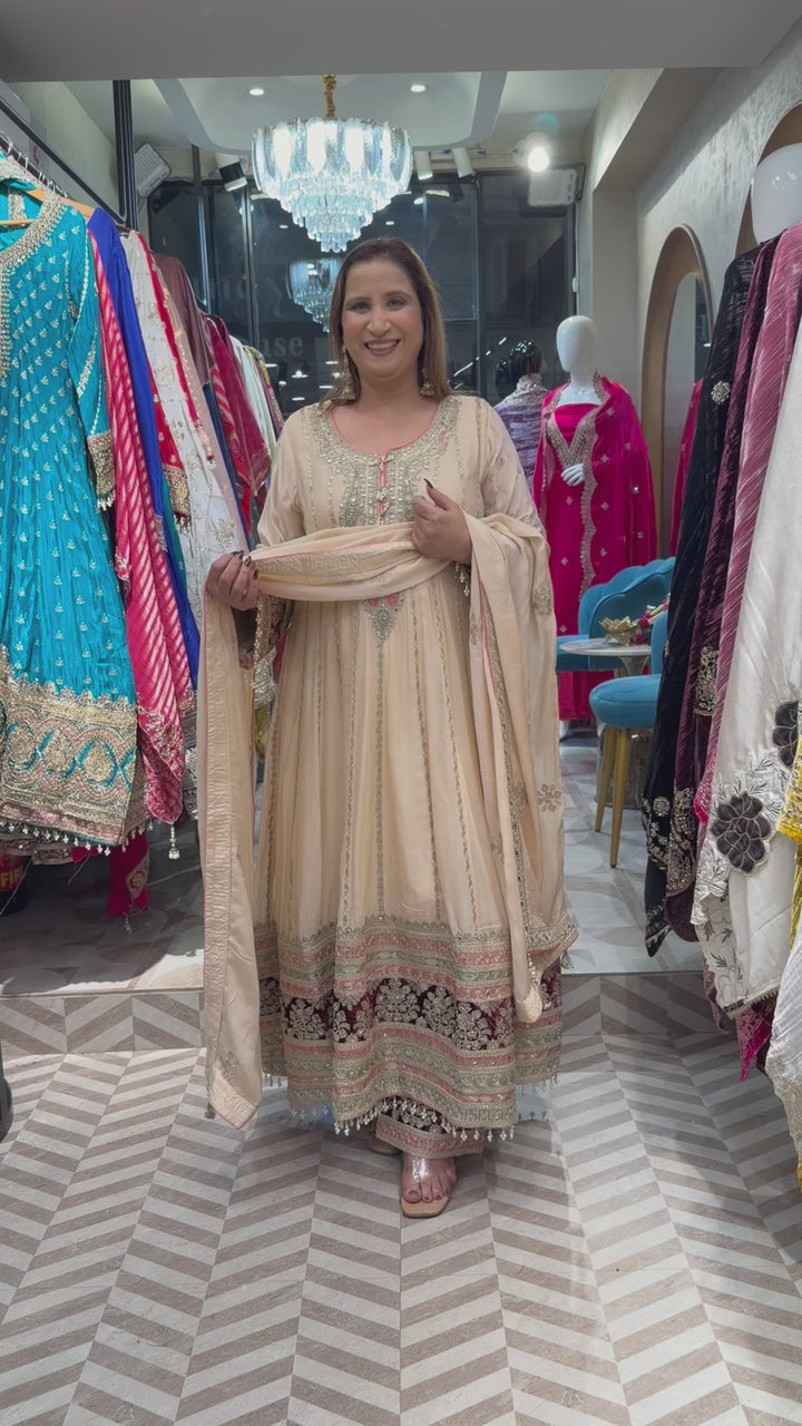 Zariya – Cream Chinon Zari Anarkali Set