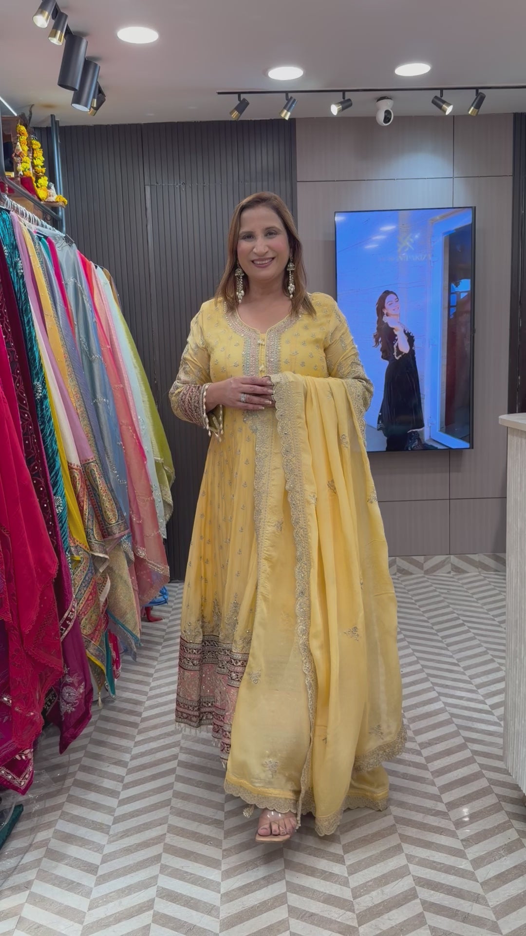 Zarvella – Chinon Zari Anarkali Set